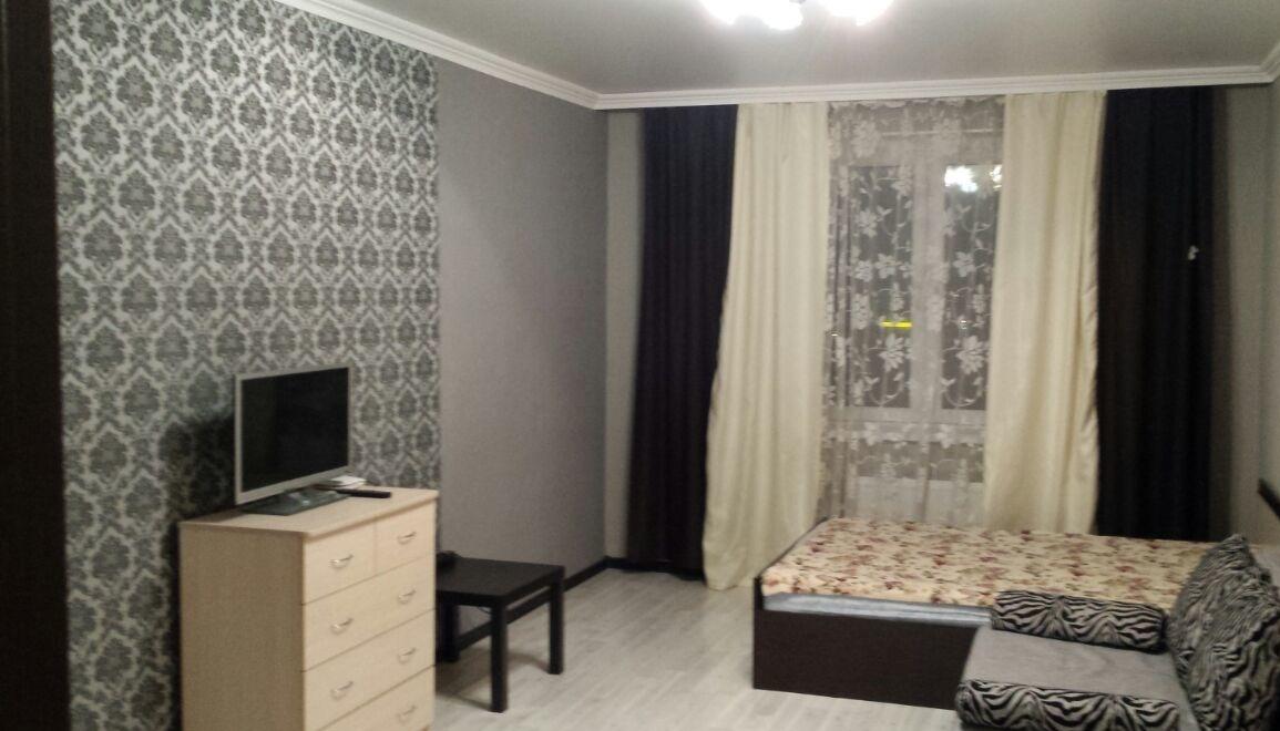 Фото Уфа — 1-комн. квартира, 43 м² – Комсомольская, 109 (43 м²) — Фото 1