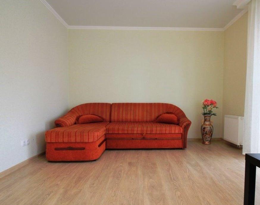 Фото Уфа — 2-комн. квартира, 60 м² – Цюрупы, 98 (60 м²) — Фото 1