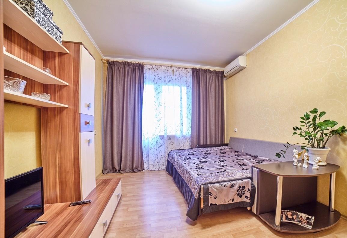 1-комн. квартира 3/10 эт. 41 м² на 339 Стрелковой Дивизии дом 31 ВЗРОСЛАЯ  ОБЛАСТНАЯ БОЛЬНИЦА (1 100 руб.) / Квартиры на сутки в Ростове-на-Дону —  ECPU.ru