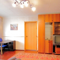 2-комнатная квартира, этаж 2/5, 45 м²