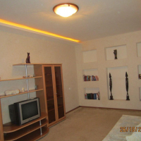 1-комнатная квартира, этаж 1/10, 34 м²