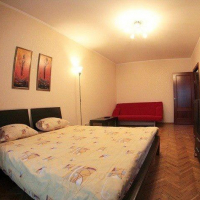 1-комнатная квартира, этаж 3/10, 43 м²