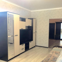 2-комнатная квартира, этаж 2/12, 74 м²