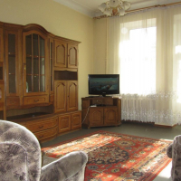 3-комнатная квартира, этаж 2/5, 80 м²