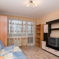 1-комнатная квартира, этаж 4/10, 37 м²